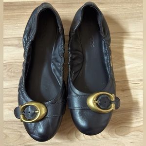 Coach flats